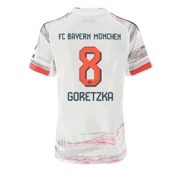 Billige Fotballdrakt Bayern Munich Leon Goretzka #8 Replika Bortedrakt Dame 2025-26 Kortermet